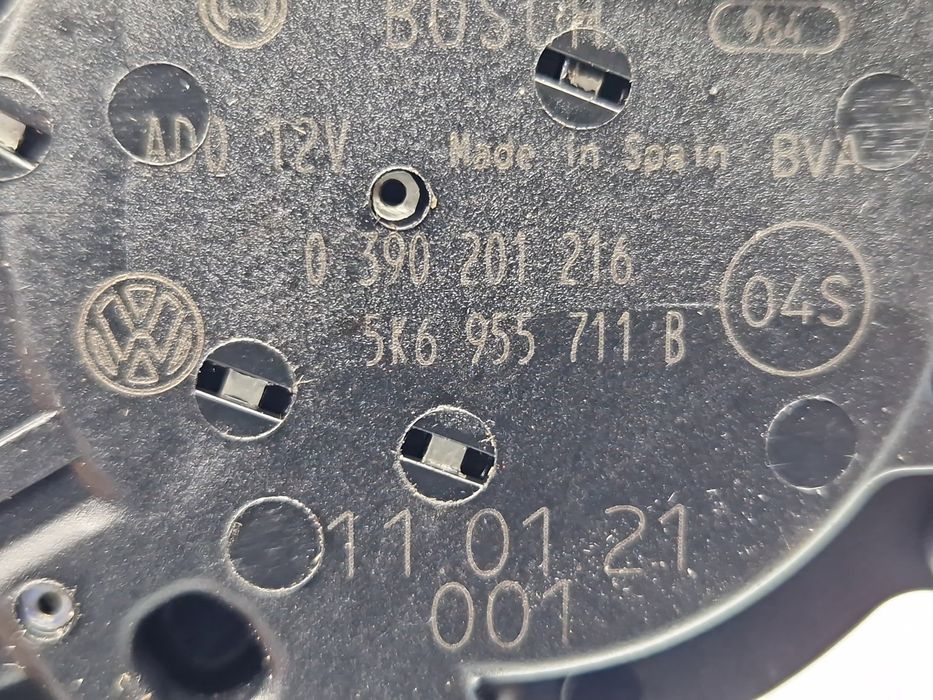 Motoras stergator haion Volkswagen Golf 6 (5K1) [Fabr 2009-2013] 5K695