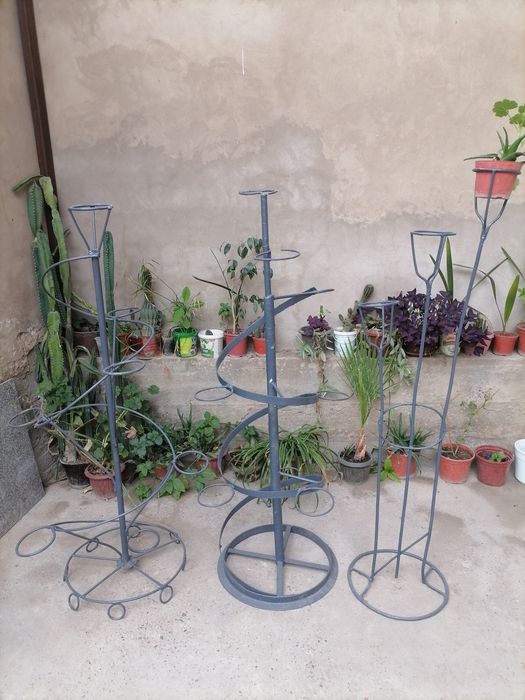 Цветочницы подставка на 3,7,8 горшков