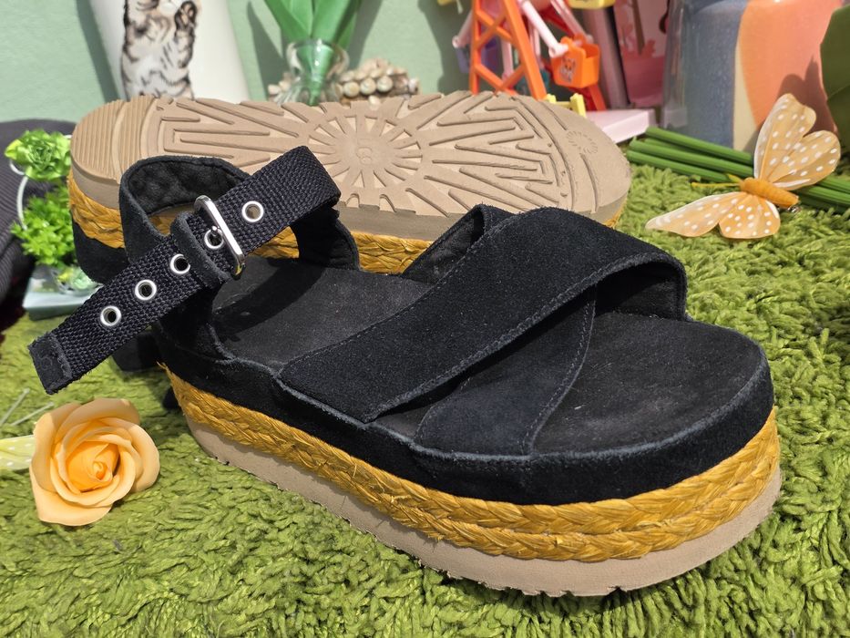 UGG оригинални сандали N38