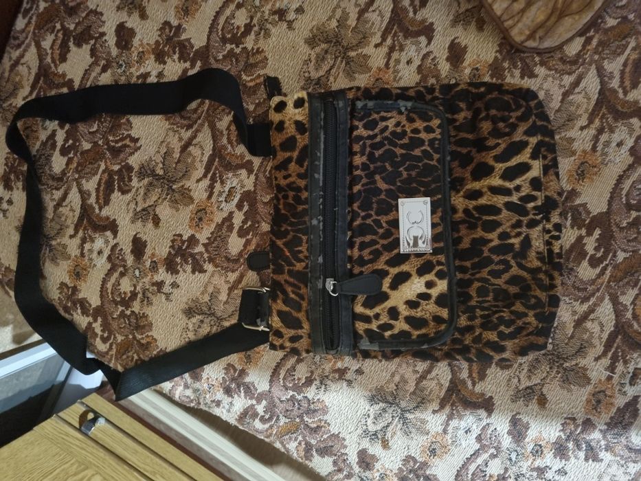 Дамски чанти ,които не  са нови