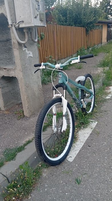 Vand sau schimb cu orice!dati mesaj pe whatsapp