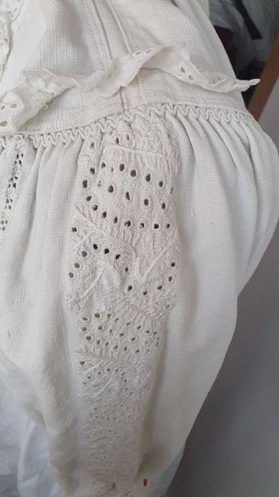 REDUCERE 15%! Costum popular (ie/spatoi/spacel, poala/fota/zadie)