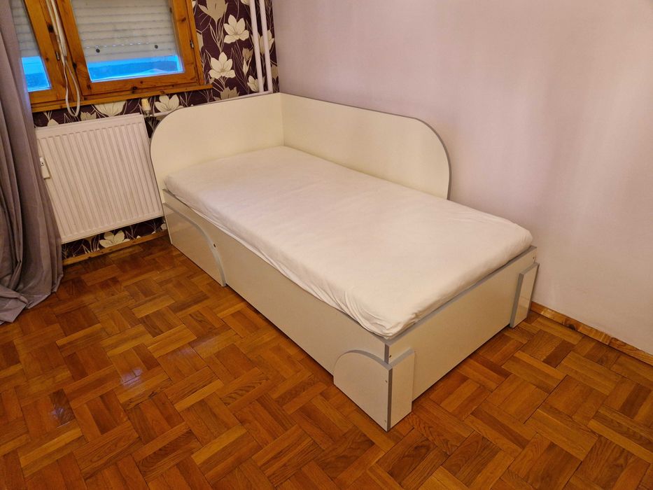 Единично легло с повдигащ механизъм и матрак 90/190см