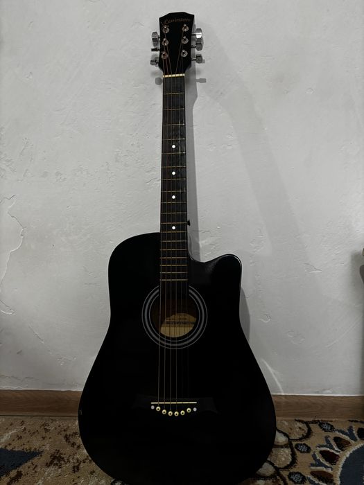 Продаю гитару(г. Астана)