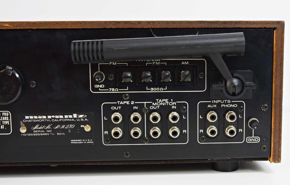 Amplituner Marantz MR 230, amplificator