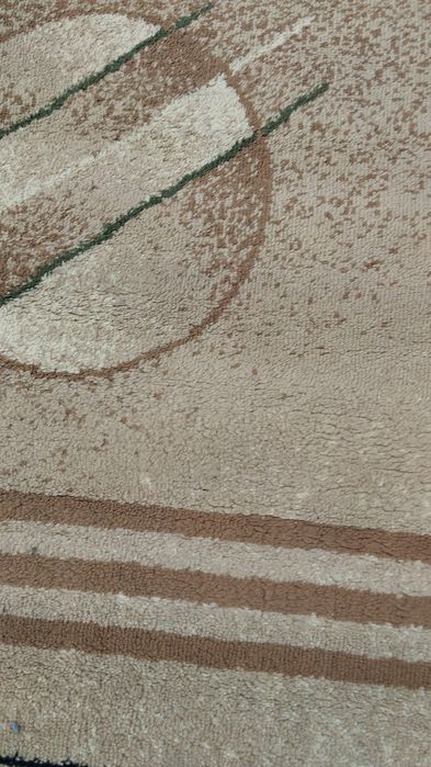 Ковёр в отличном состоянии