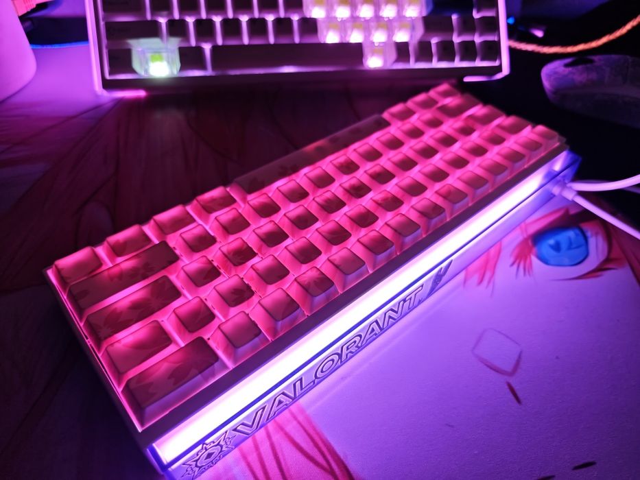 Магнитен механичен клавиатура Veekos Shine60