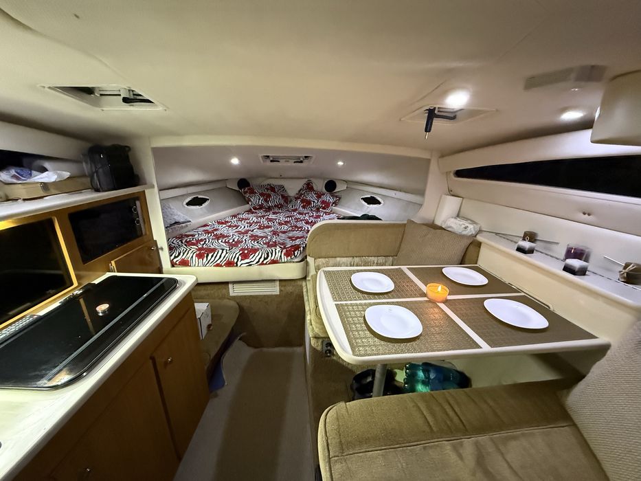 De vanzare yacht certification in conditii excelente.Acc imobiliare