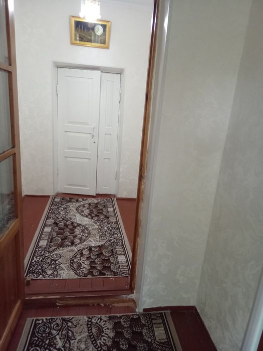 Шинам ховли уй сотилади