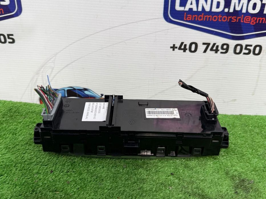 PANOU COMANDA CLIMA RENAULT MEGANE III B95 1.6 DIESEL 2014 COD OEM 275103596R 2008-2016