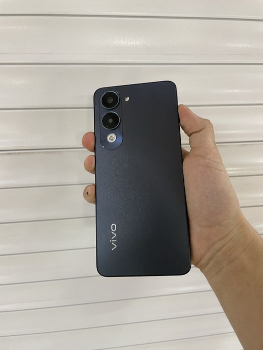 Продам Vivo Y04 64gb