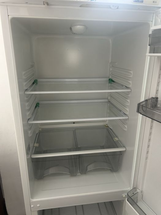 Продам холодильник атлант 150 см