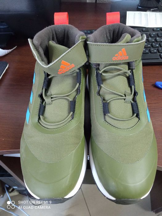 Страхотни обувки Adidas