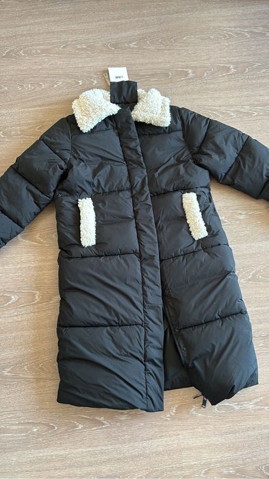 Продам пуховик Lime