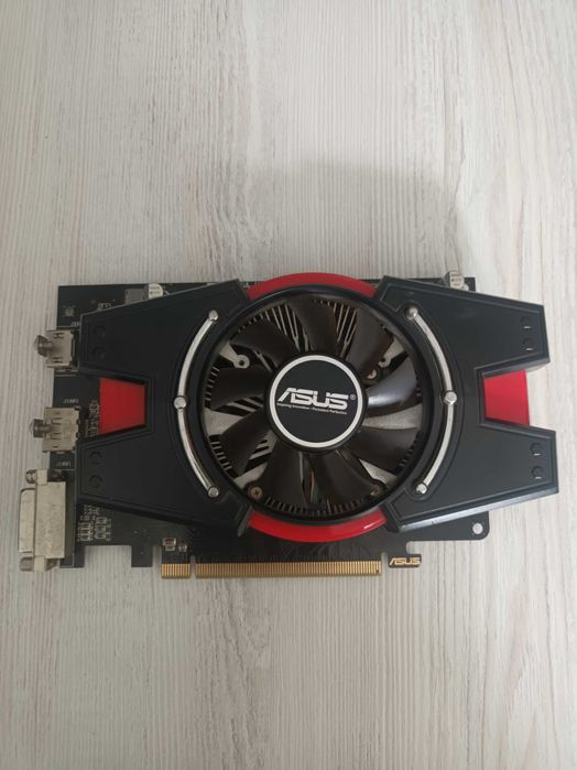 PCI-E Видеокарта AMD Radeon HD 6670 1 GB GDDR5