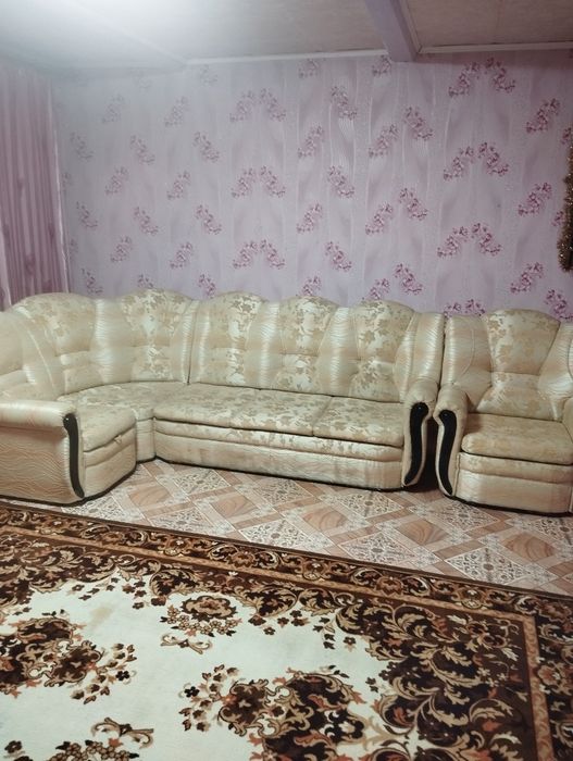 Мягкий уголок в отличном состоянии