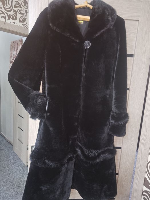 Продам шубу мутон