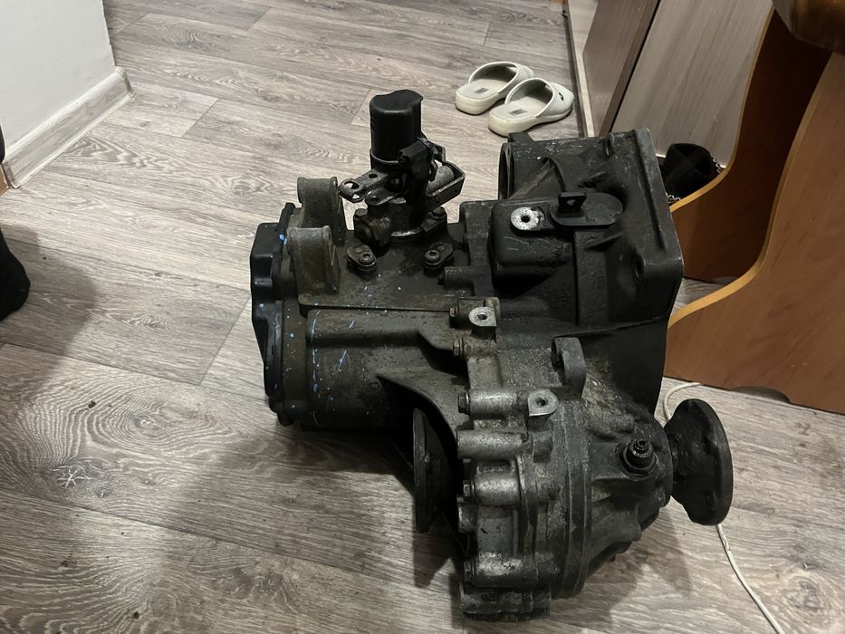 Продам коробку на Пассат В3