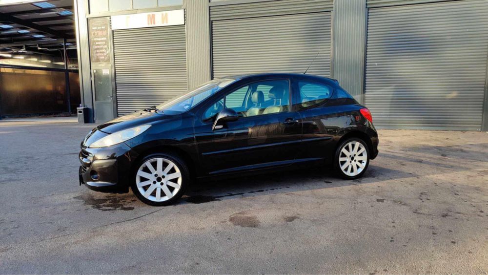 Peugeot 207 1..6 turbo  150 конски сили