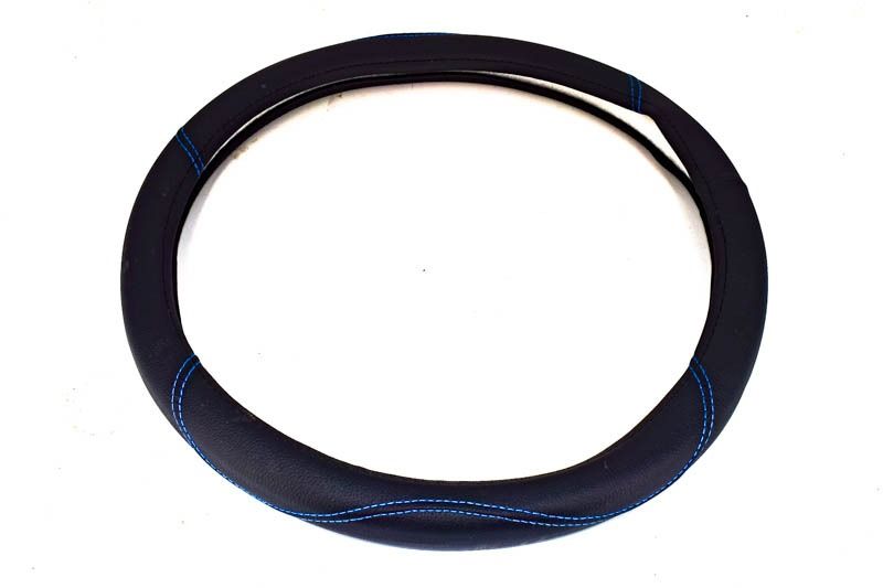 Husa volan imitatie piele culoare Negru-cusatura Albastra ,marime M