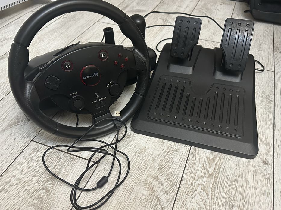 Продается игровой руль