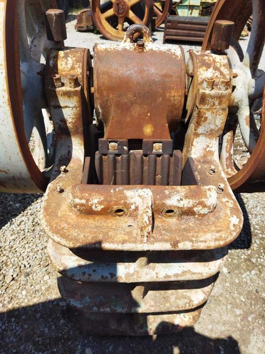 Челюстна трошачка 250х400 руска