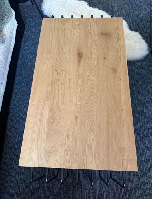 Дизайнерска холна маса