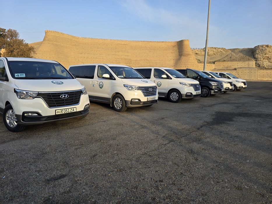 # Встречи гостей в Аэропорту.
# Экскурсии по городу.
# Экс