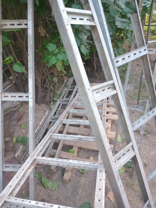 Лестницы дюралевые