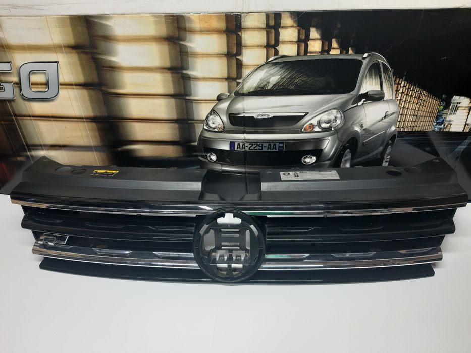 Grila capota vw tiguan r line 2016