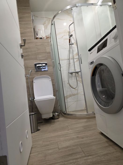 Дава се под наем Двустаен апартамент в Варна, Кайсиева градина - 68 кв.м за 598.23 € - Снимка #9