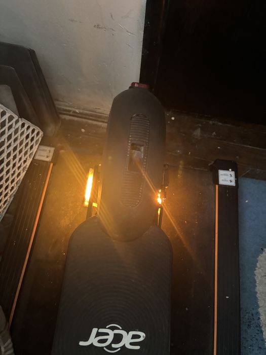 Vând trotinetă acer scoter electric 5