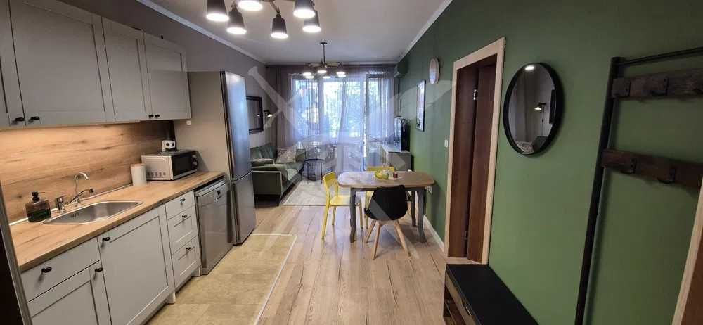 Тристаен апартамент в Свети Влас 90500