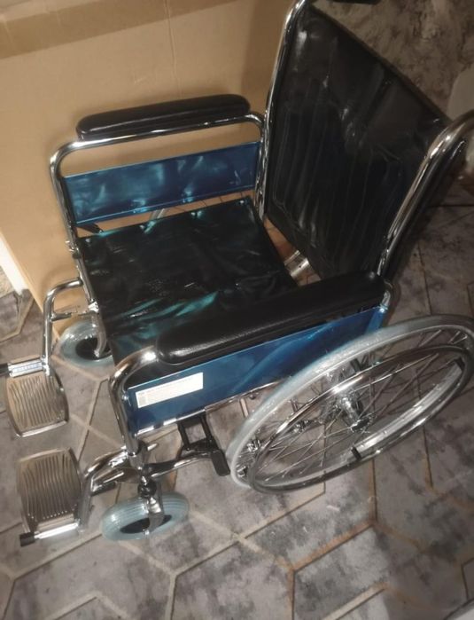 инвалидная коляска