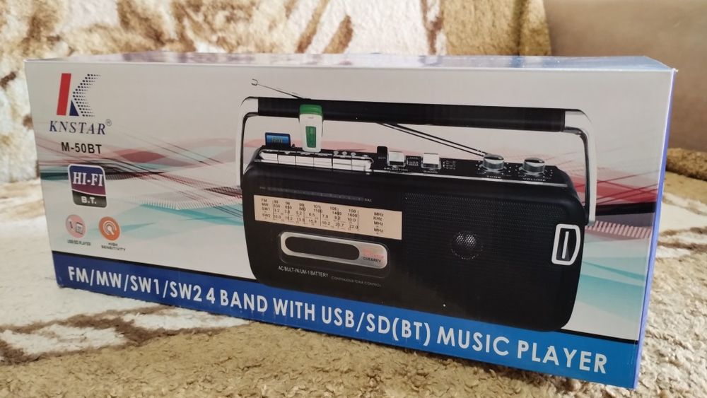 Продам новый магнитофон