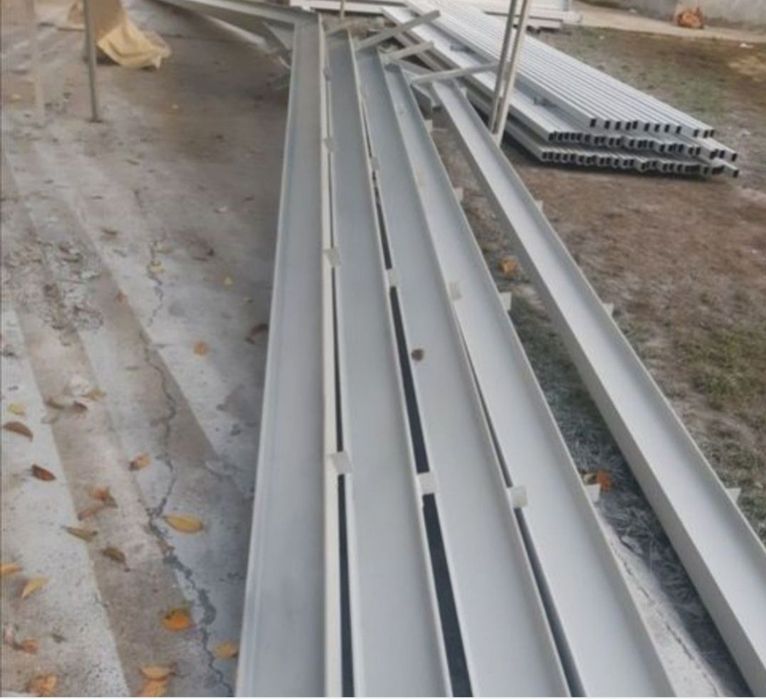 Vând hală metalică spălătorie auto service auto mă deplasează unul din țară accept și variante auto