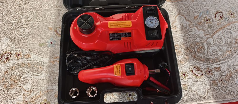 Домкрат электрический 5&1