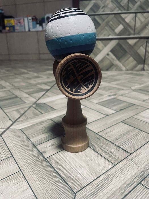 Vând kendama OKENDAMA