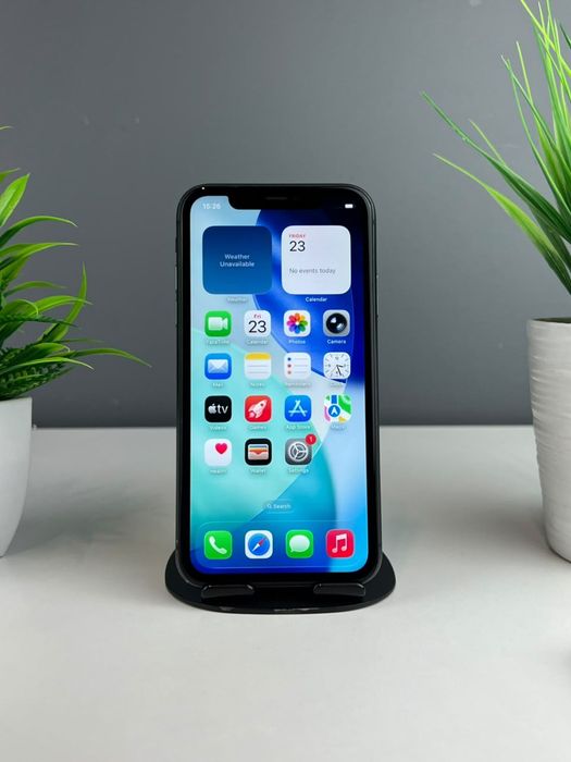 Телефон Apple iPhone 11 128GB