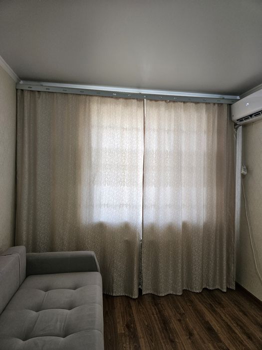 Продам 2 комплект шторы