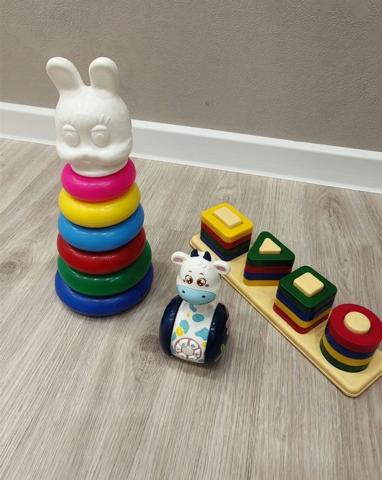 Продам бизиборд. развивающая игрушка