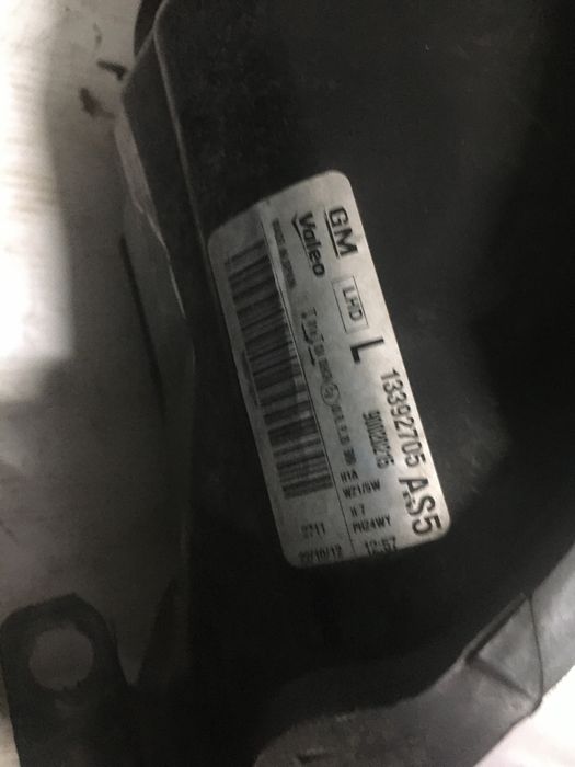 Faruri St/Dr Opel Corsa D Facelift. 2011-2014. Volan Stinga.