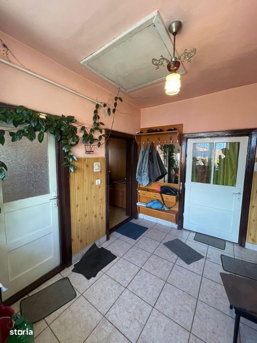 Apartament cu 3 camere