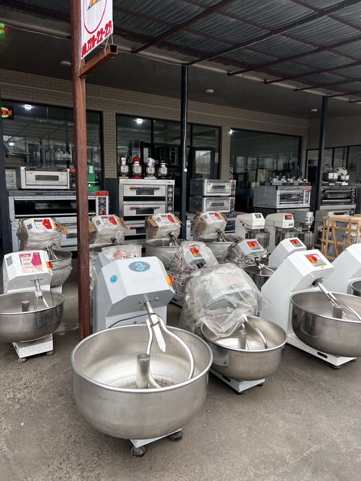 Oshxona, kafe va restoranlar uchun kerakli barcha uskunalar sotuvda