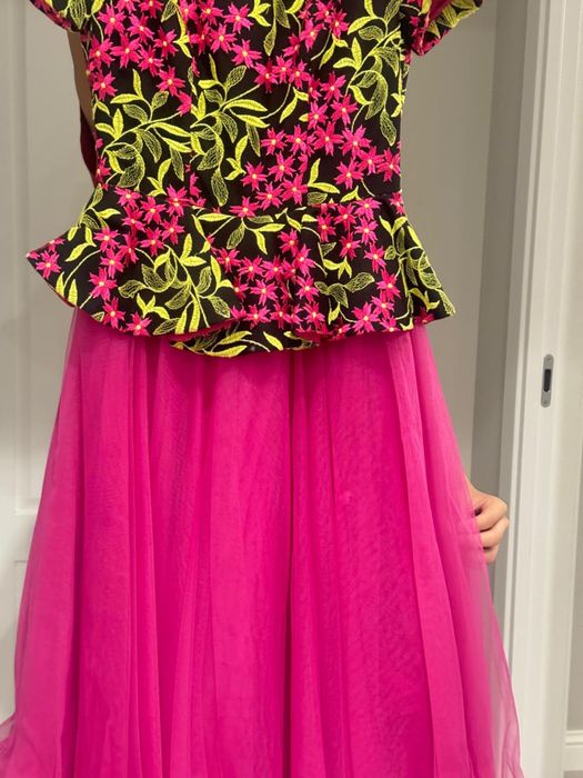 Красивое цветочное платье