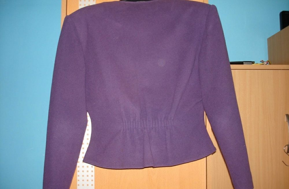 Sacouri  marimea 42-44