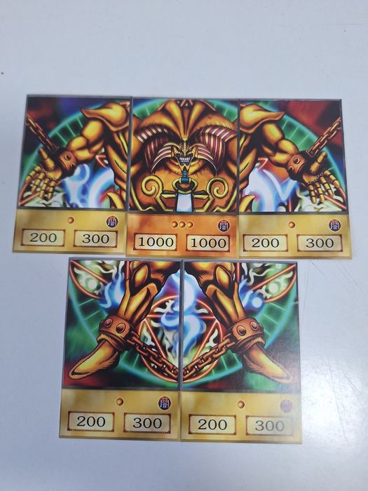 Acestea sunt cărțile de joc Yu-Gi-Oh! care formează "Exodia the Forbid