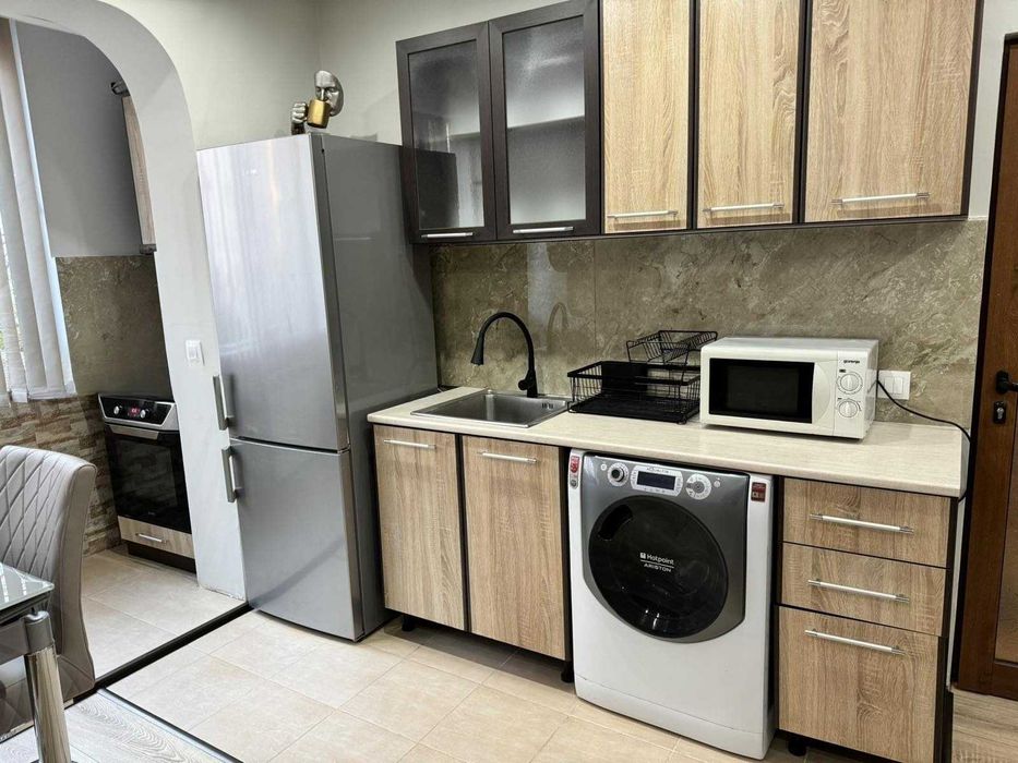 Дава се под наем Двустаен апартамент в София, Оборище - 40 кв.м за 750 € - Снимка #4