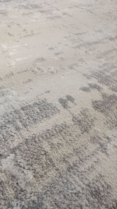 Продается ковер в отличном состоянии 2/3