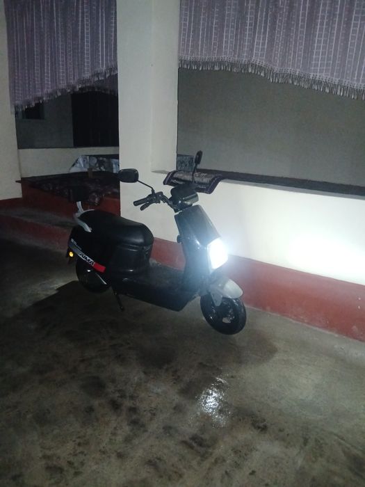 Скутер сотилади ало даражада